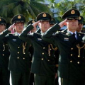 武警换装,07式新装亮相，展现新时代威武形象